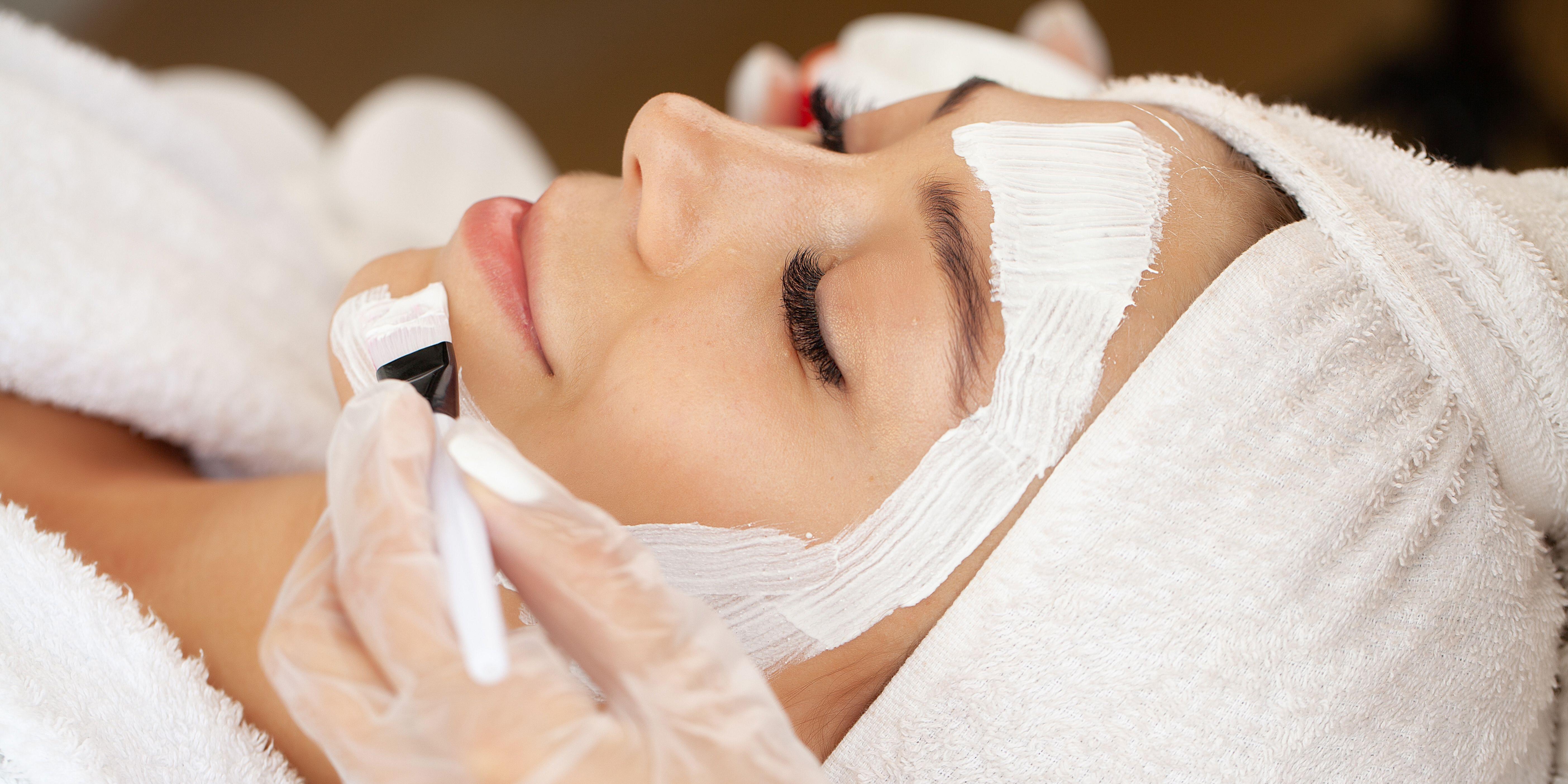 Gesichtsbehandlungen